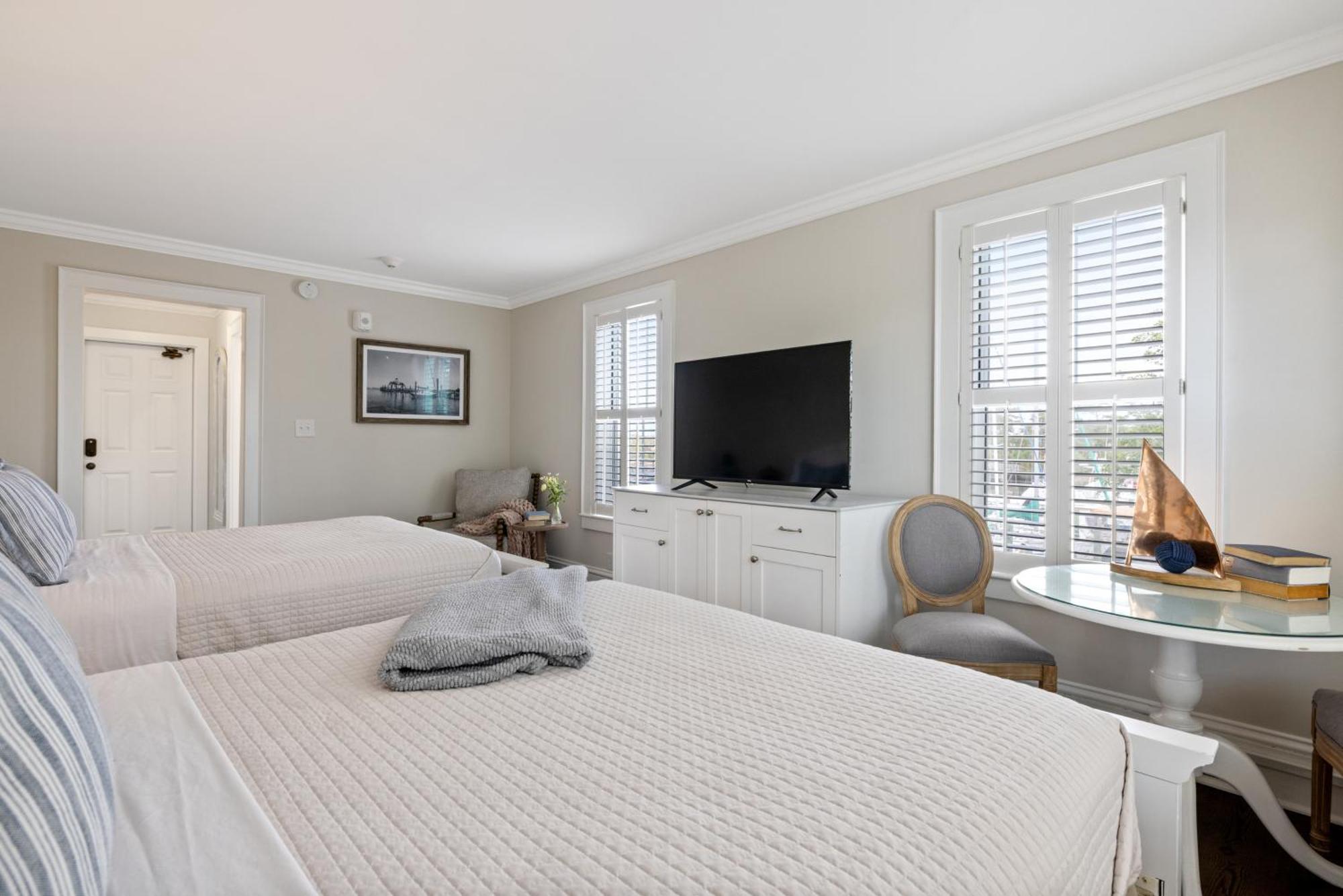 The Tranquil House Motel 3*